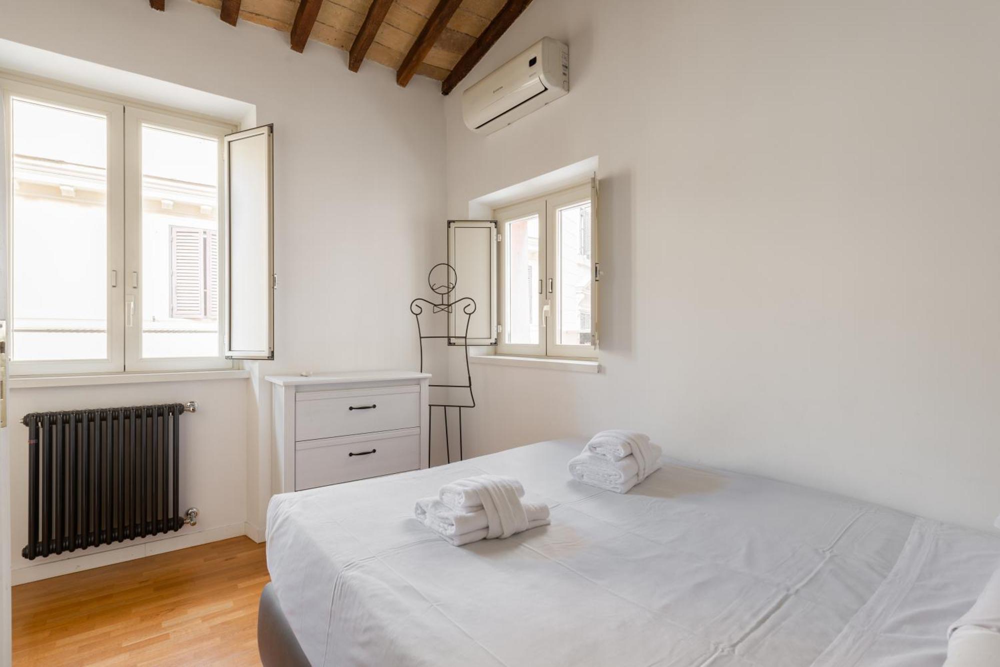 Pavone Centre Romantic Apartment Exterior foto